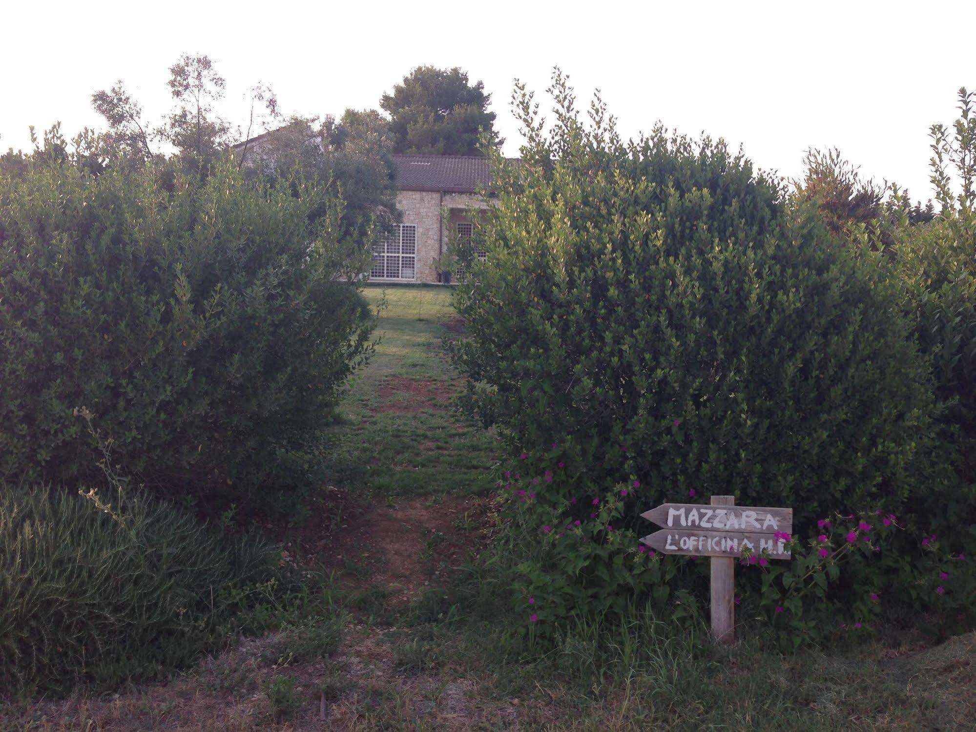Bed and Breakfast Mazzara Farm Manduria Exterior foto